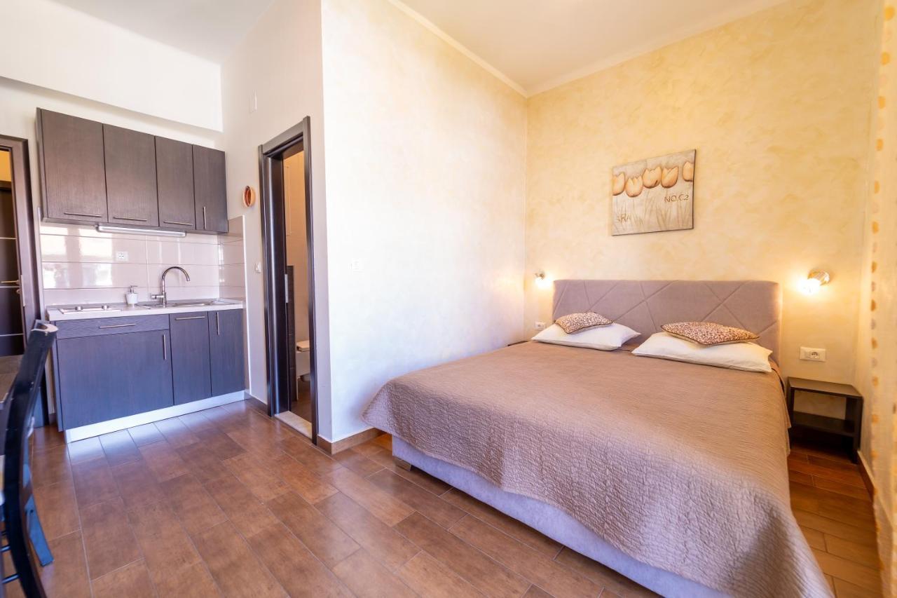 Apartments Naja Сплит Екстериор снимка